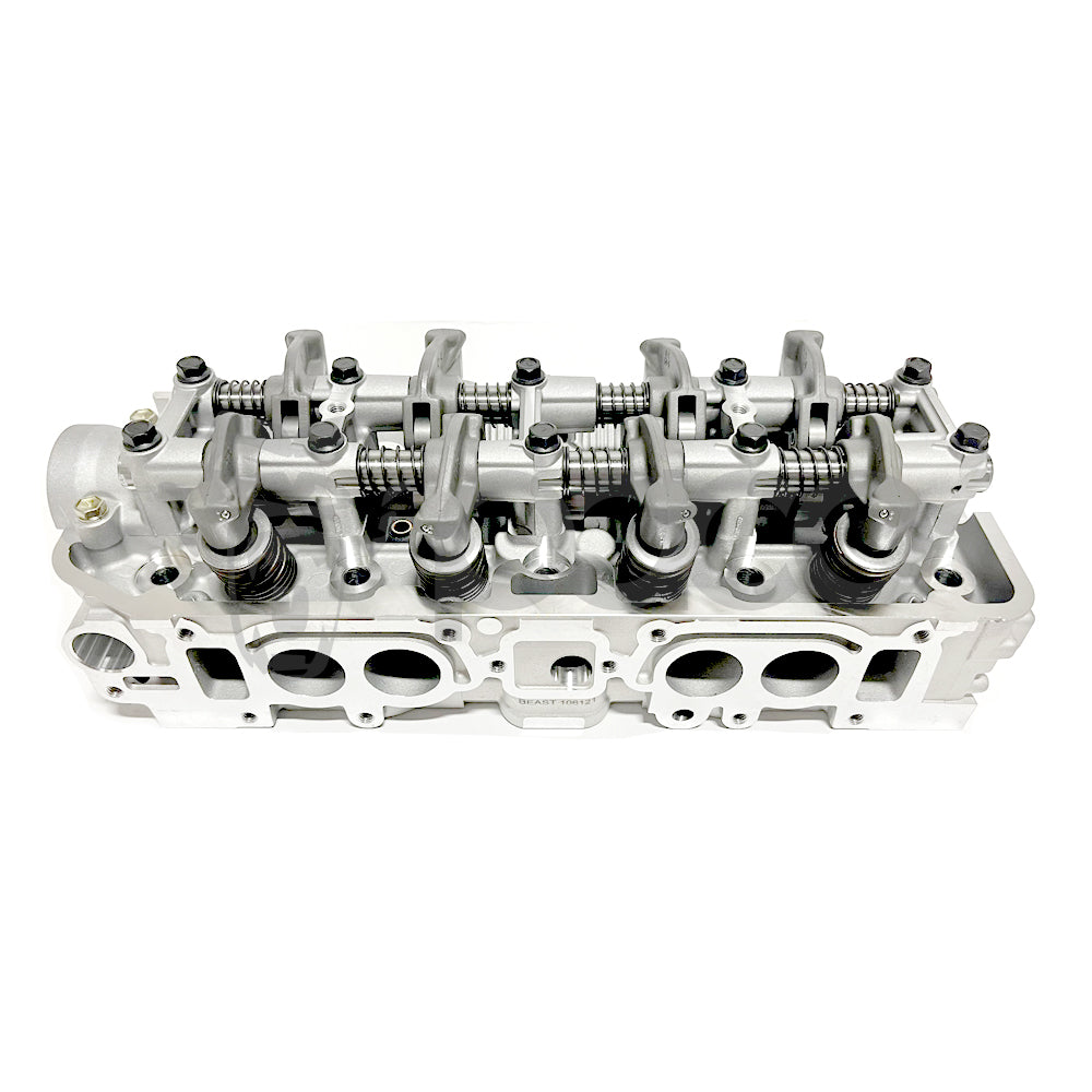 COMPLETE CYLINDER HEAD 4G63 106121
