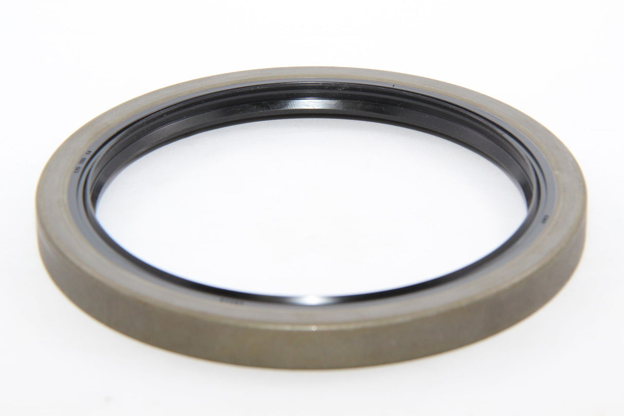 OIL SEAL-DRIVE AXLE F3016-12523